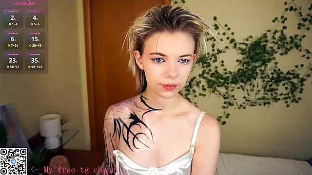 Snapshot of EngelAlman chatting on 18, 11, 2025 EngelAlman online show from 18, 11, 2025