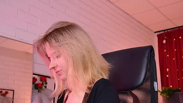 Snapshot of TinaDavil chatting on 19, 1, 2026 TinaDavil online show from 19, 1, 2026