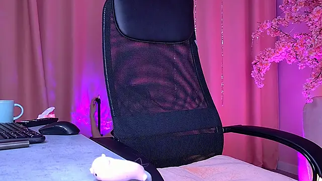 Snapshot of TinaDavil chatting on 18, 2, 2026 TinaDavil online show from 18, 2, 2026