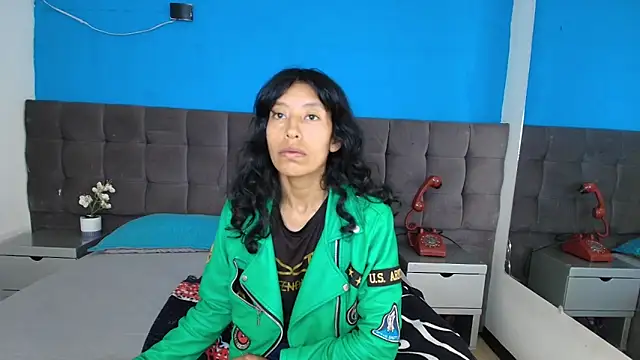 karolinee 66  online show from 29, 3, 2026