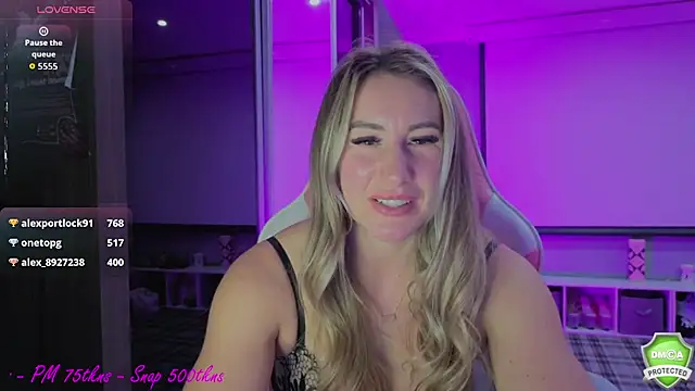 Daisydelicious online show from 3, 11, 2025