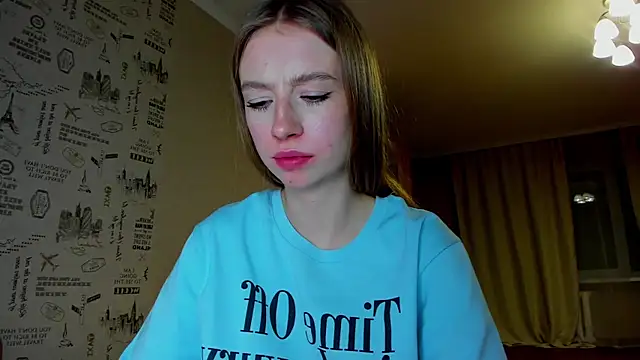 minidivaa  online show from 9, 1, 2026