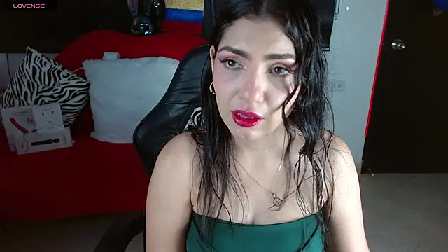 Carolaine69  online show from 25, 6, 2026
