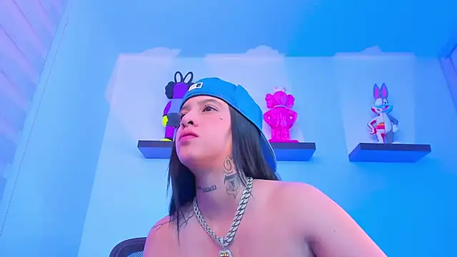 Snapshot of Gangster_Girl chatting on 15, 12, 2024 Gangster Girl online show from 15, 12, 2024