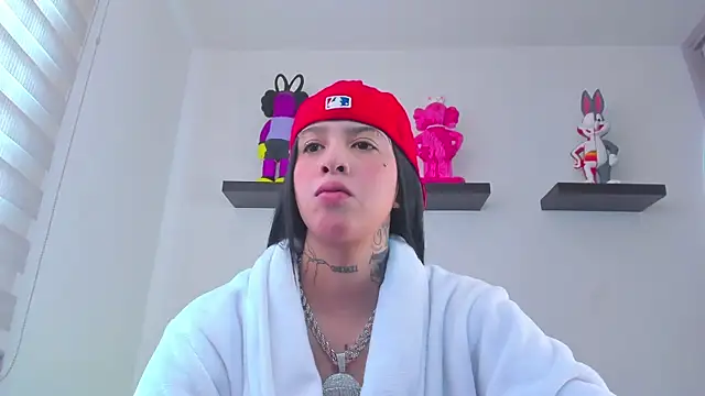 Snapshot of Gangster_Girl chatting on 28, 12, 2024 Gangster Girl online show from 28, 12, 2024