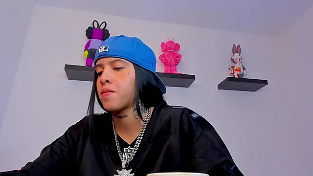 Snapshot of Gangster_Girl chatting on 9, 2, 2025 Gangster Girl online show from 9, 2, 2025