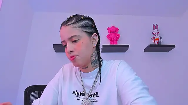 Snapshot of Gangster_Girl chatting on 28, 2, 2025 Gangster Girl online show from 28, 2, 2025