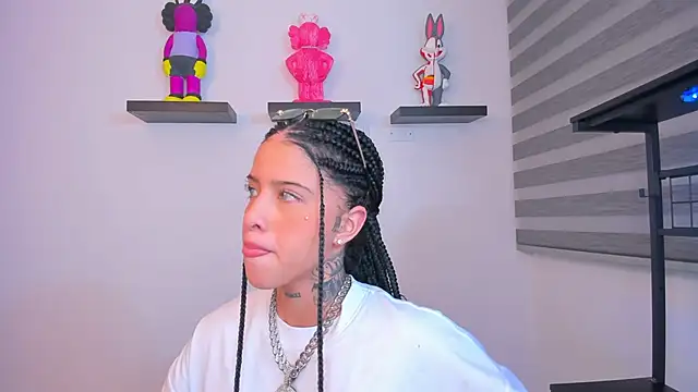 Snapshot of Gangster_Girl chatting on 1, 10, 2025 Gangster Girl online show from 1, 10, 2025