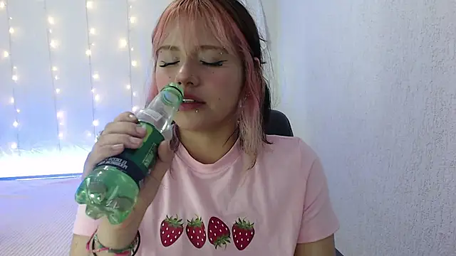 mixie cute online show from 1, 12, 2024