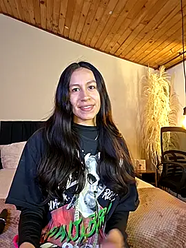 EmiGomez  online show from 21, 3, 2026