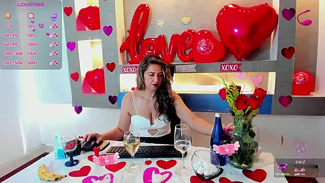 Snapshot of Cinthya_mjs chatting on 14, 2, 2025 Cinthya mjs online show from 14, 2, 2025