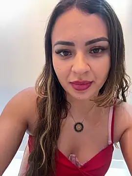 Snapshot of carol_amorim chatting on 23, 12, 2024 carol amorim online show from 23, 12, 2024