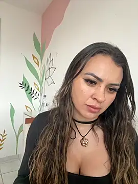 Snapshot of carol_amorim chatting on 25, 9, 2025 carol amorim online show from 25, 9, 2025