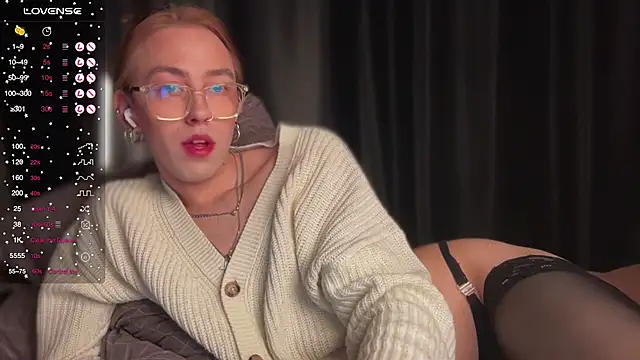 Avril Pearly  online show from 13, 3, 2025