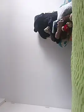 beautiful hands  online show from 11, 2, 2026