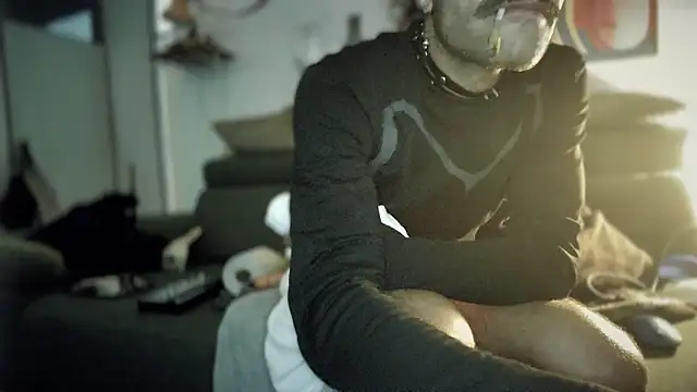 P4RtYBOII92 online show from 14, 2, 2025