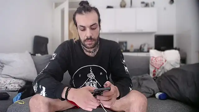 P4RtYBOII92 online show from 16, 9, 2025