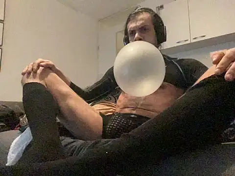 P4RtYBOII92 online show from 17, 2, 2026