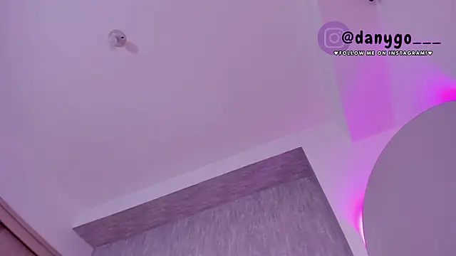 ZarianaEvanz online show from 3, 3, 2025