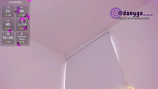 ZarianaEvanz online show from 3, 10, 2025