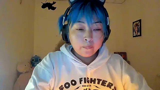 Shaddycute  online show from 4, 10, 2025