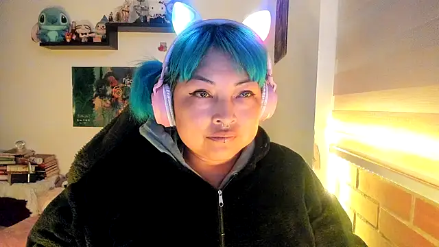 Shaddycute  online show from 4, 2, 2026