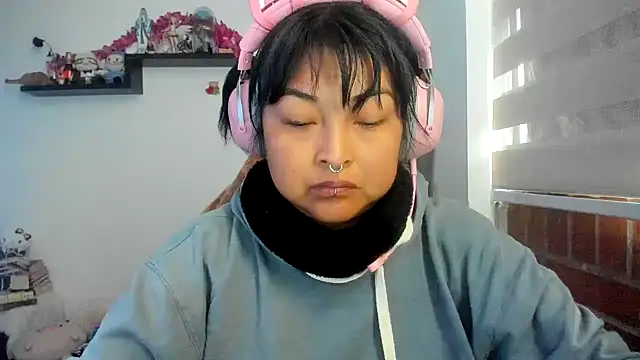 Shaddycute  online show from 23, 3, 2026