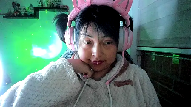 Shaddycute  online show from 21, 5, 2026