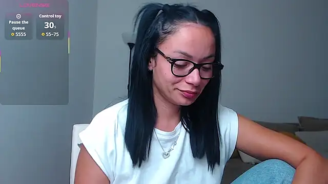 Snapshot of BabySerene chatting on 26, 10, 2025 BabySerene online show from 26, 10, 2025