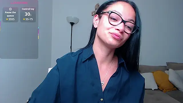 Snapshot of BabySerene chatting on 28, 10, 2025 BabySerene online show from 28, 10, 2025