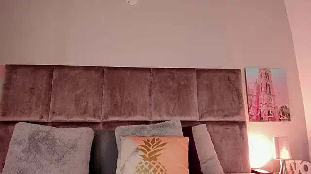 Salomesimos1 online show from 2, 3, 2025