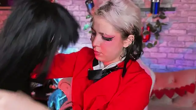 Alex Howell online show from 3, 2, 2025