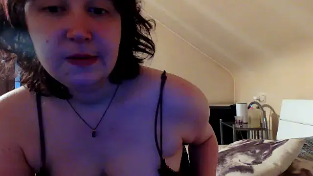 SexyLucie2024 online show from 25, 10, 2025