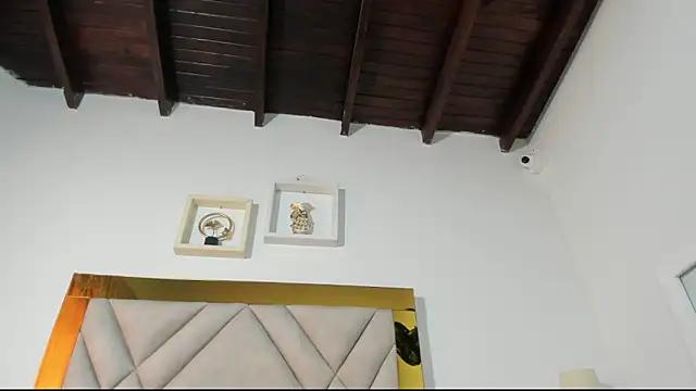 Snapshot of vahiolet_fuentes chatting on 11, 2, 2025 vahiolet fuentes online show from 11, 2, 2025