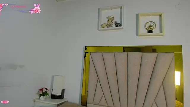 Snapshot of vahiolet_fuentes chatting on 14, 11, 2025 vahiolet fuentes online show from 14, 11, 2025