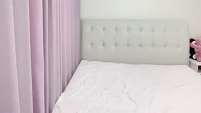 aisha123123 online show from 15, 3, 2025