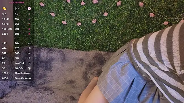 EkaterinaUpple online show from 13, 4, 2026