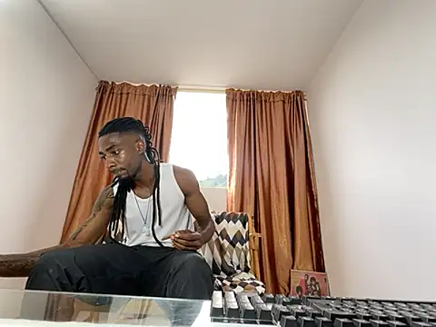 Malkon Big online show from 10, 11, 2025