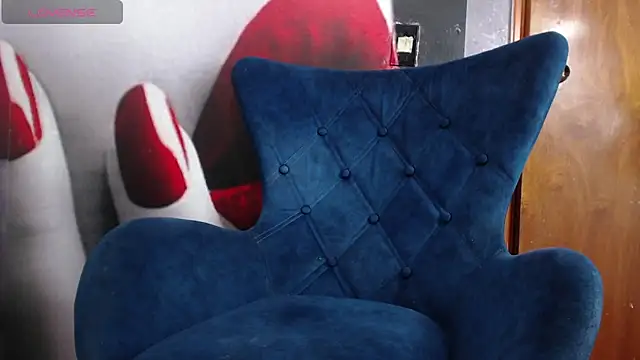 karenlennox1 online show from 14, 2, 2025