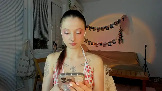 Snapshot of Jenny_darling_love chatting on 22, 2, 2025 Jenny darling love online show from 22, 2, 2025