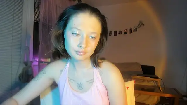 Jenny darling love online show from 25, 3, 2026