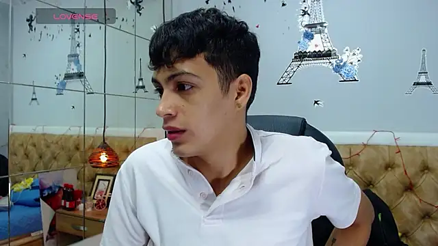 Snapshot of SkinnyBoy_ chatting on 15, 1, 2025 SkinnyBoy online show from 15, 1, 2025