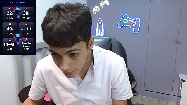 Snapshot of SkinnyBoy_ chatting on 21, 1, 2025 SkinnyBoy online show from 21, 1, 2025
