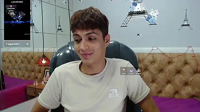 Snapshot of SkinnyBoy_ chatting on 18, 2, 2025 SkinnyBoy online show from 18, 2, 2025