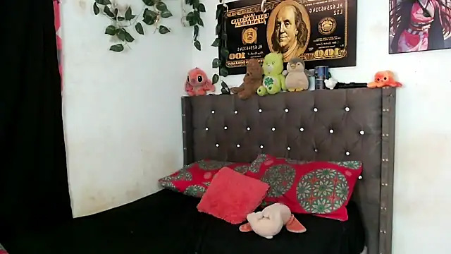 stefanny hot03 online show from 18, 3, 2026