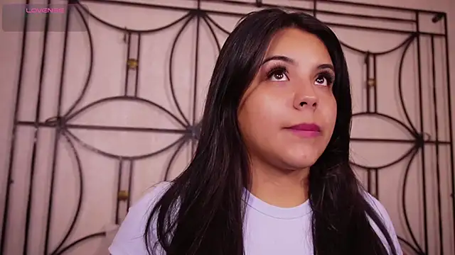 Sophia wilsonn  online show from 3, 12, 2025