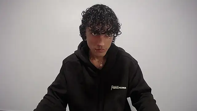 present the magic online show from 8, 2, 2025