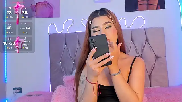 Ashley piinkk  online show from 17, 9, 2025