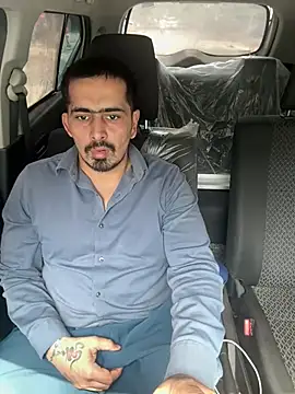 shivani0999 online show from 8, 4, 2026