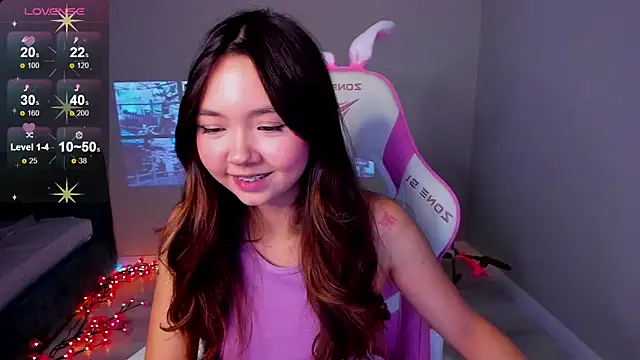 Snapshot of Fluffy_Rose chatting on 3, 11, 2025 Fluffy Rose online show from 3, 11, 2025